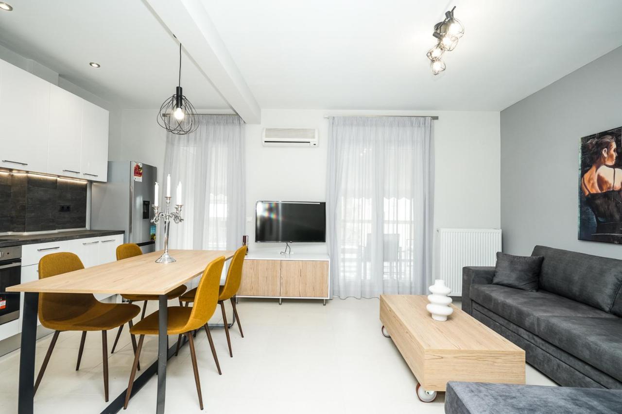 Castle Of Beauty In Thessaloniki Apartment Exterior foto