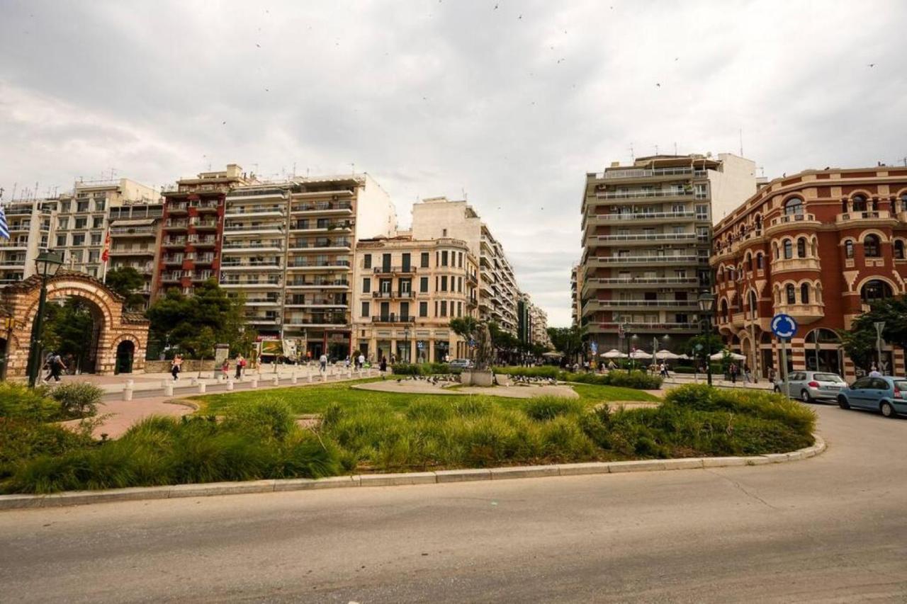 Castle Of Beauty In Thessaloniki Apartment Exterior foto